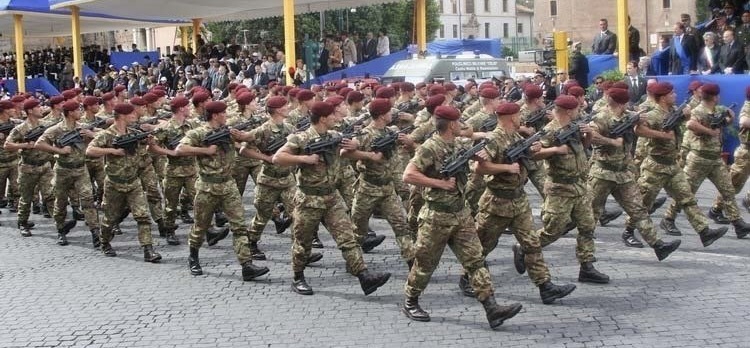 Mai più parate militari per le celebrazioni degli eventi storici della nostra Repubblica