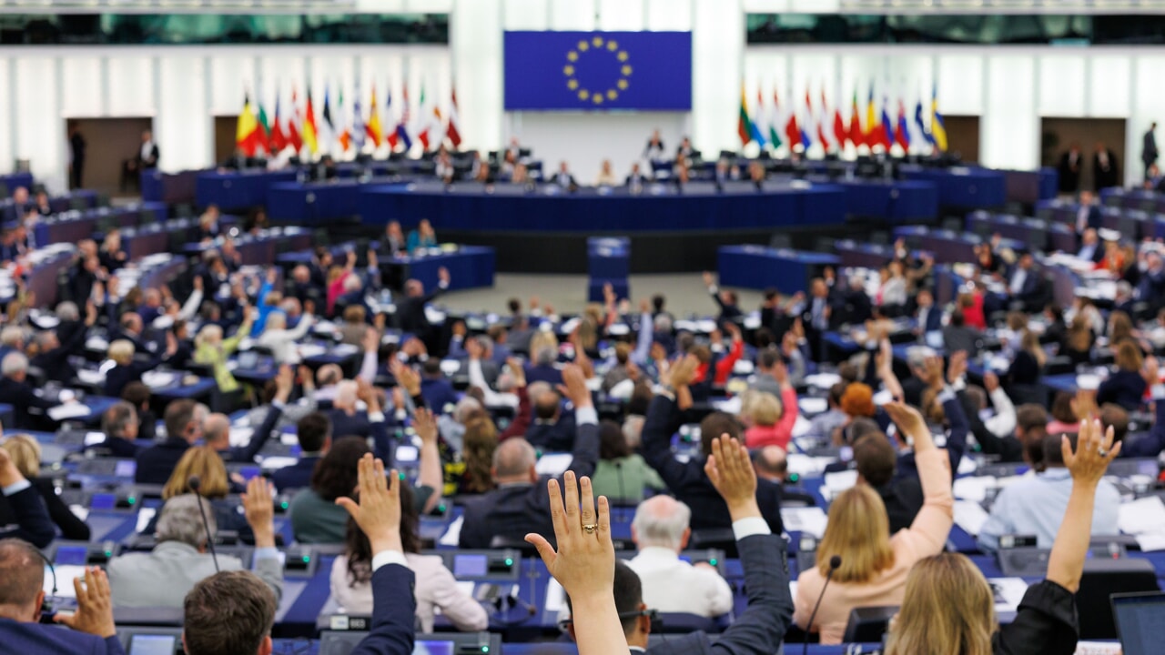Il Parlamento Europeo respinge la riduzione dei pesticidi